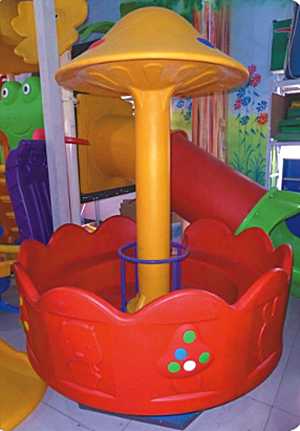 十二座塑料轉椅